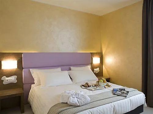 Base Hotel Noventa di Piave 4*,