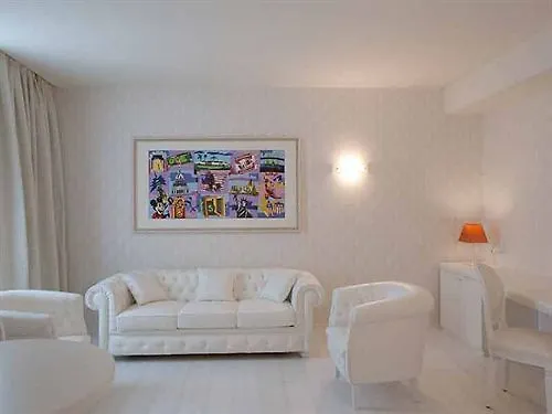 Base Hotel Noventa di Piave 4*,